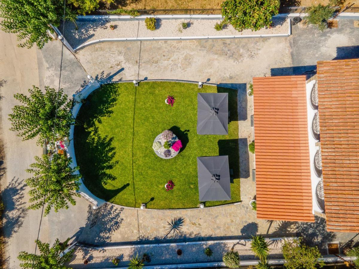 Afroditi Holiday Home - Blue Apartment Svoronata Exteriör bild